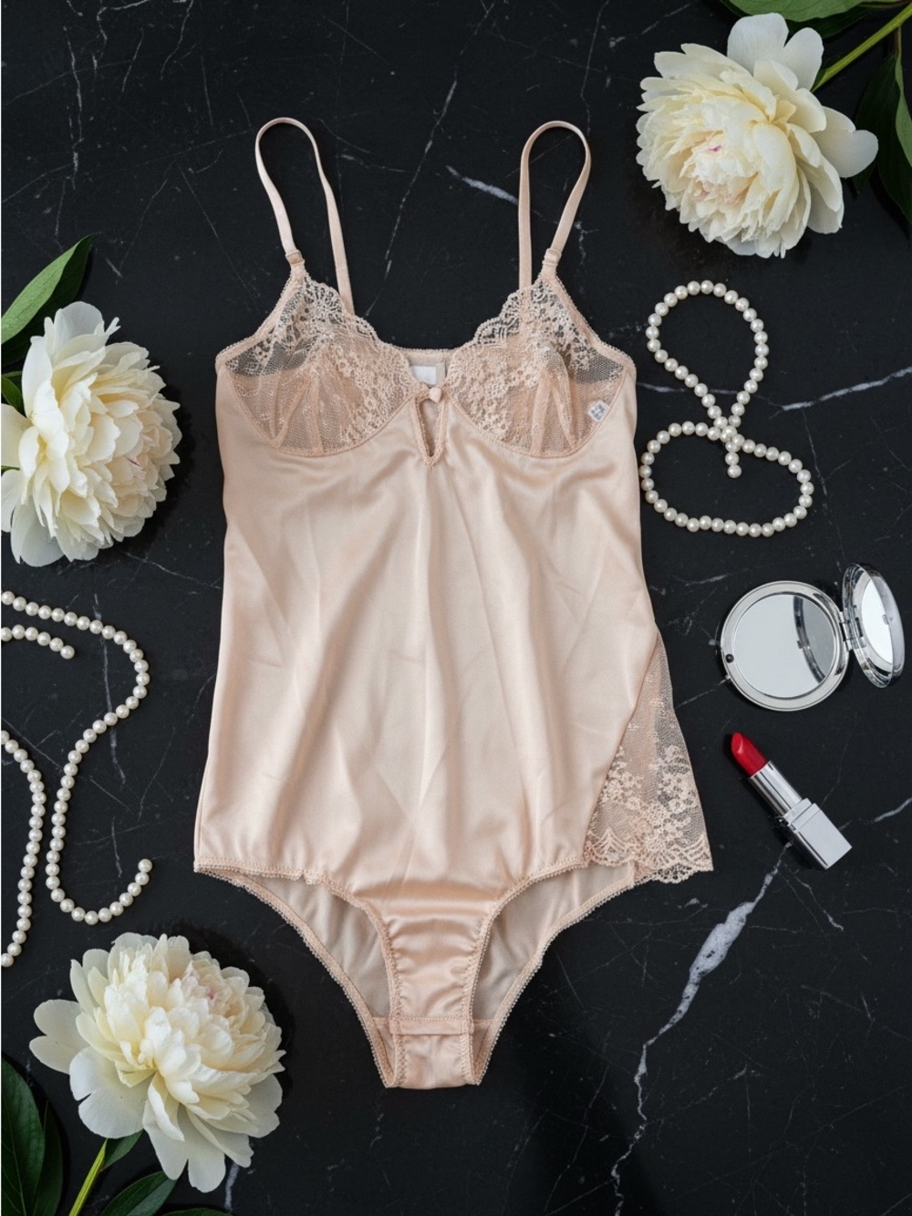 Vanity Fair cream 70s Lace-Trim nylon Chemise Bodysuit